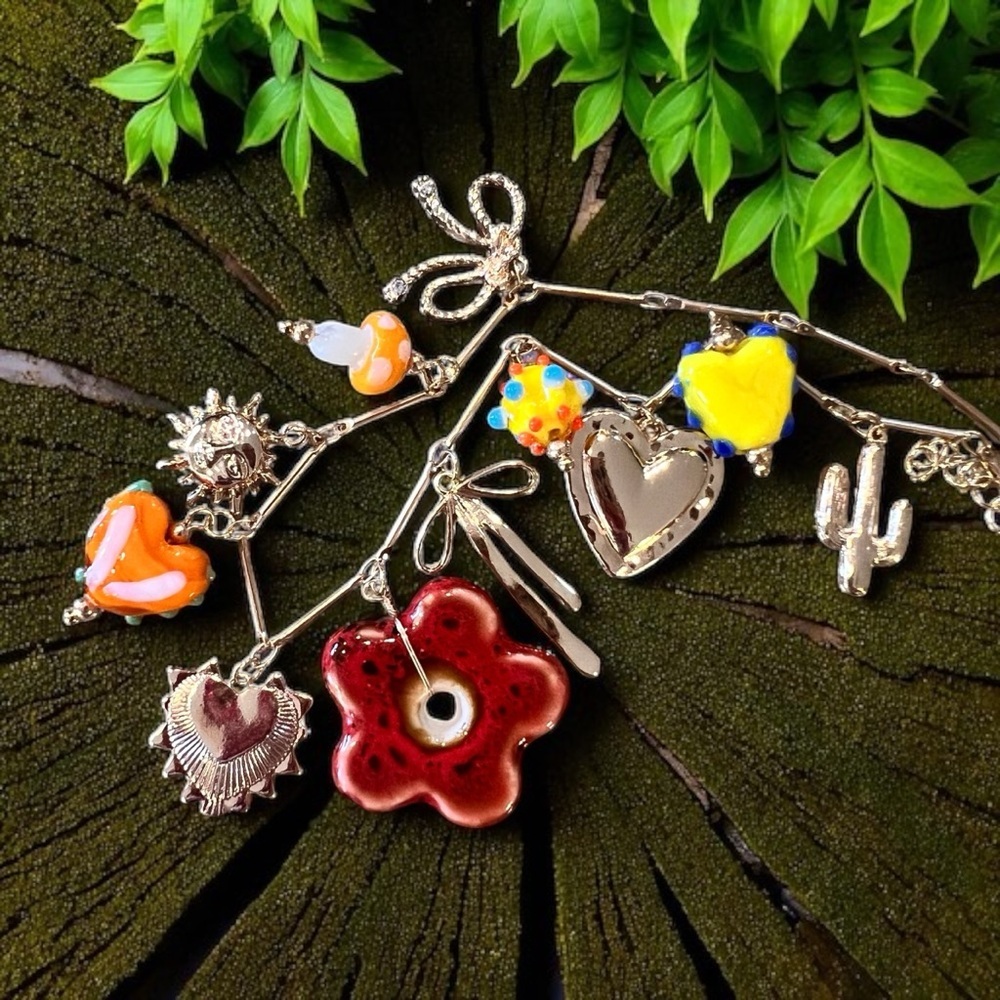 Vibrant Gold Toned Autumn inspired charm necklace Glass Ceramic Enamel charms - Picture 11 of 17